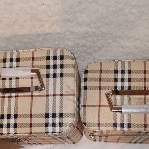 Burberry Beige and Black Checkered Bag Duo - Picture 5 of 17
